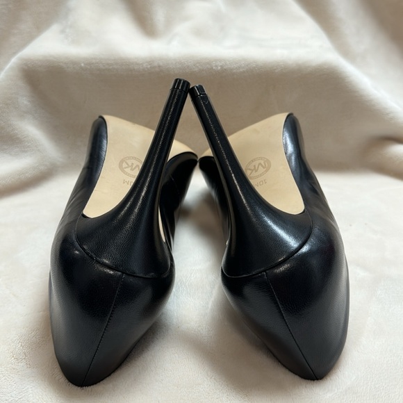 Michael Kors pointed toe heels - Picture 6 of 7